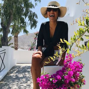 Meet your Posher, Mia